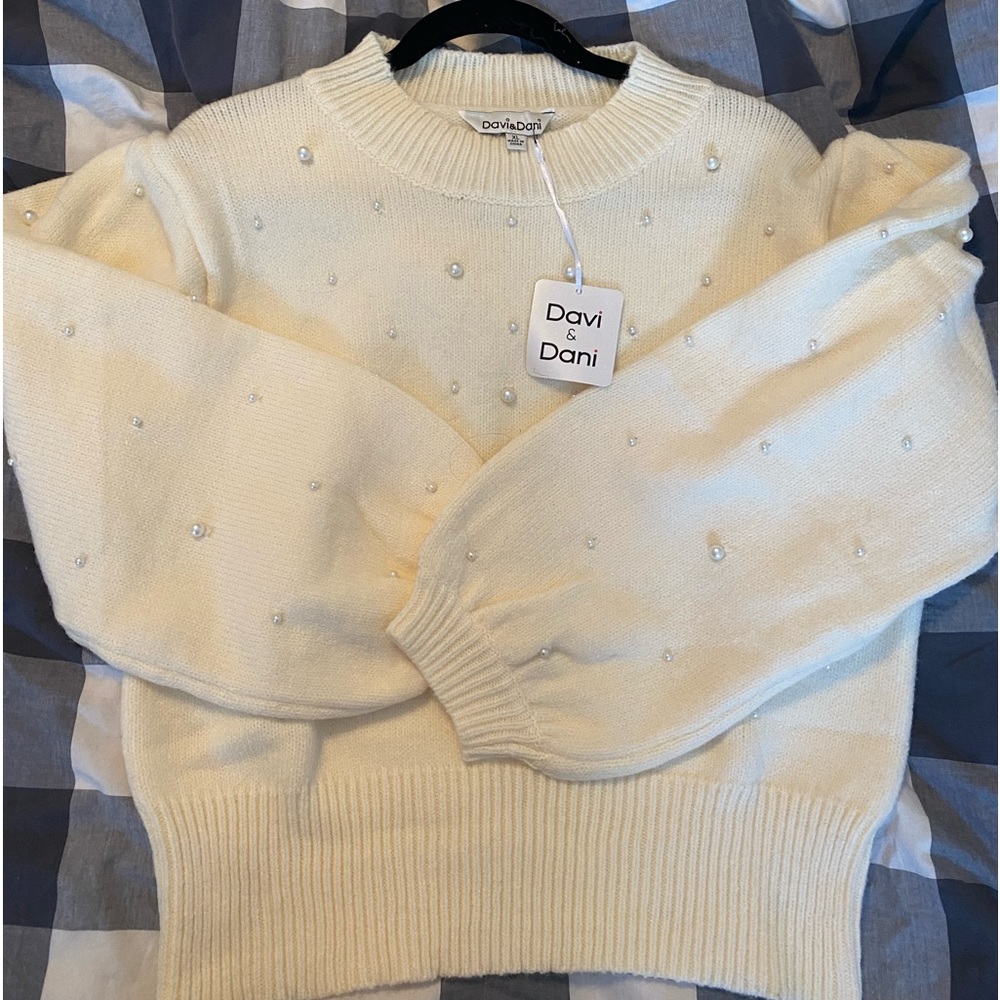 DAVI & DANI Ivory Sweater with Beaded Details